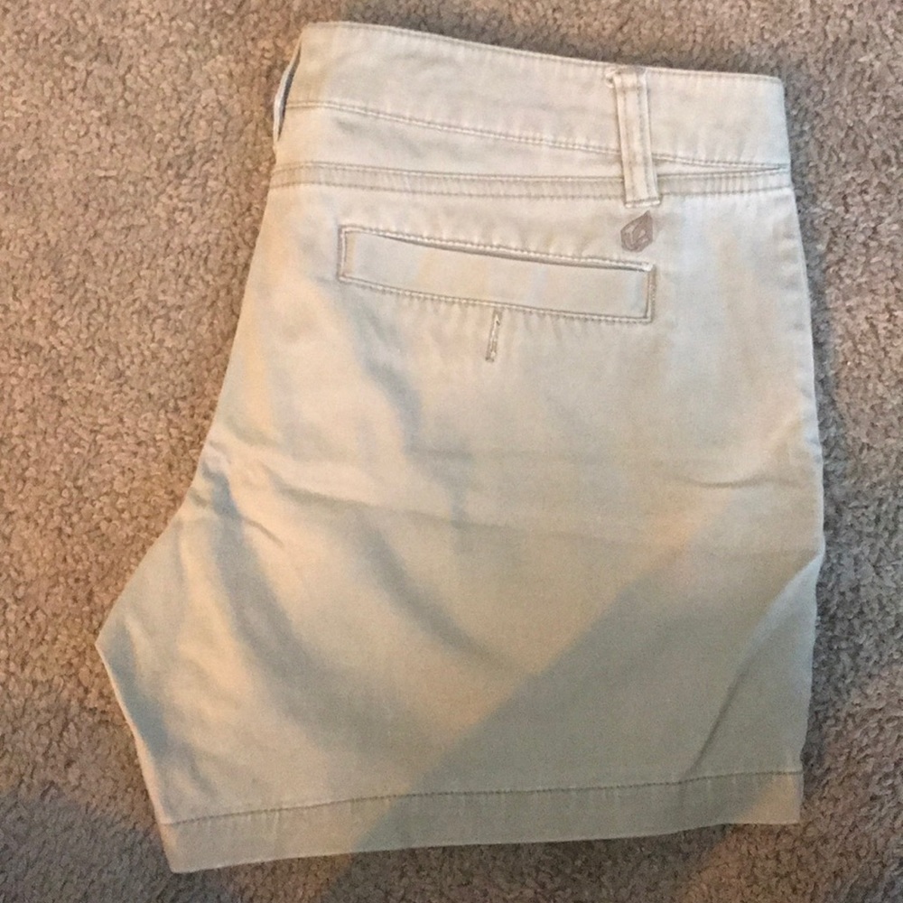 Volcom shorts